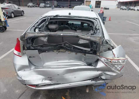 2010 Honda Insight Ex from USA, damaged, VIN JHMZE2H72AS001998